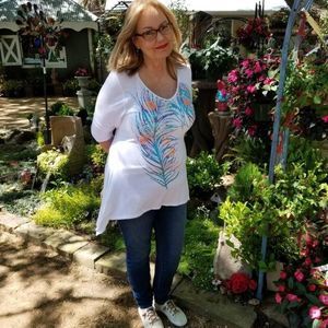 Meet your Posher, Becky